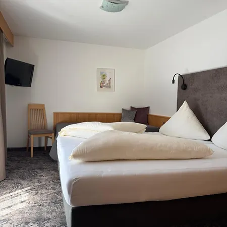 Hotel Garni Ehrenreich-2